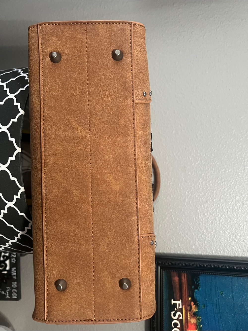 Wrangler embroidered & studded boot scroll tote bag - Picture 8 of 12